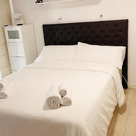 Апартаменти Accogliente Loft A 8 Min Dal Duomo Мілан Екстер'єр фото